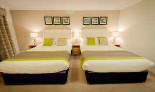Отель Glenroyal Hotel Мейнут Стандартный двухместный номер с 2 отдельными кроватями-1